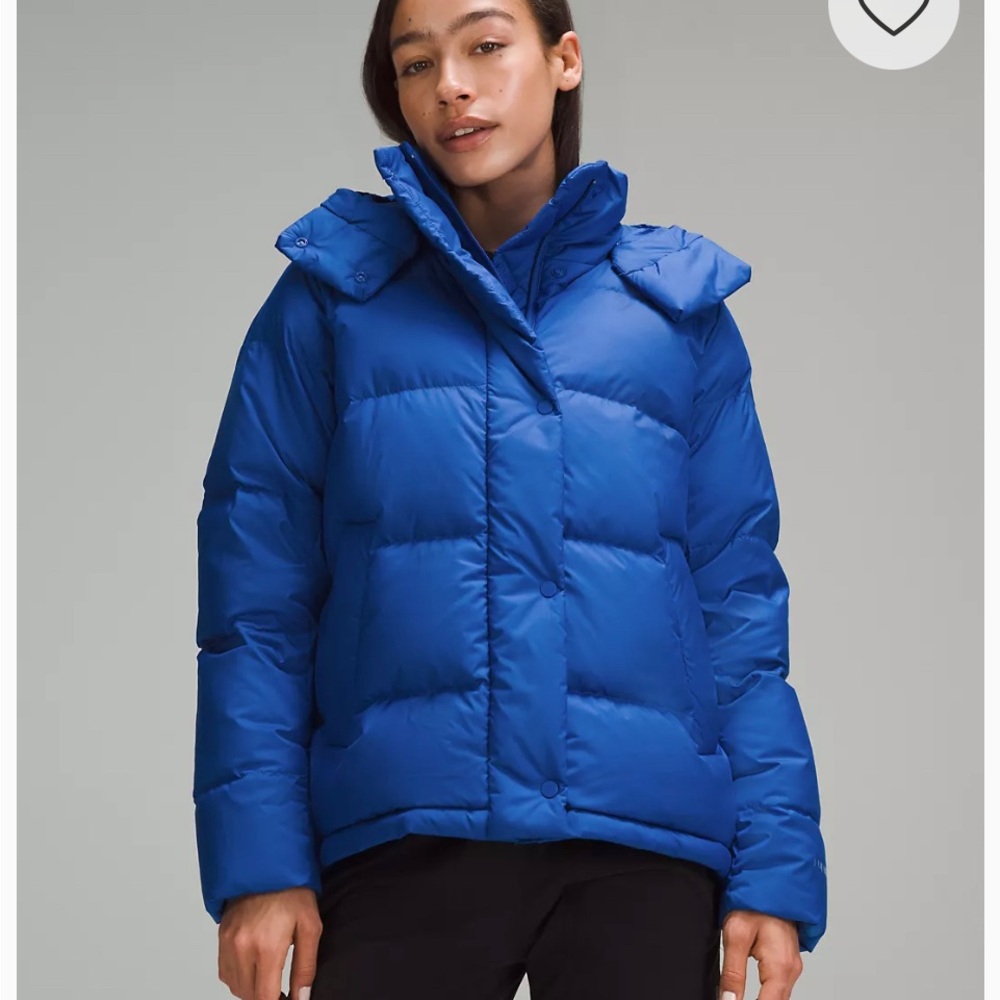 Lululemon women’s Wunder Puff Jacket in Symphony Blue Size 8
